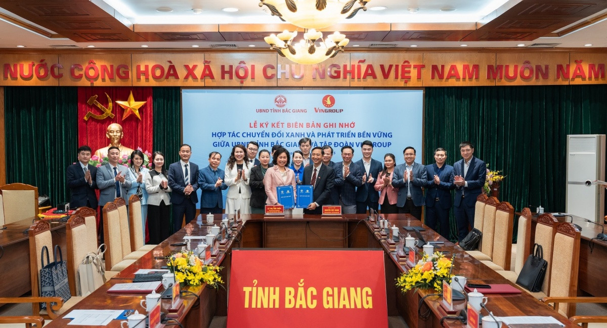 'Thủ phủ' công nghiệp miền Bắc 'chốt deal' chuyển đổi xanh với Vingroup