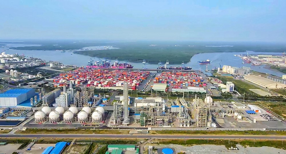 Kho ngầm sức chứa 240.000 tấn lớn nhất Đông Nam Á của Việt Nam: ‘Miễn nhiễm' núi lửa, động đất, nằm ở thành phố cảng đầu tiên tại khu vực phía Nam - ảnh 1