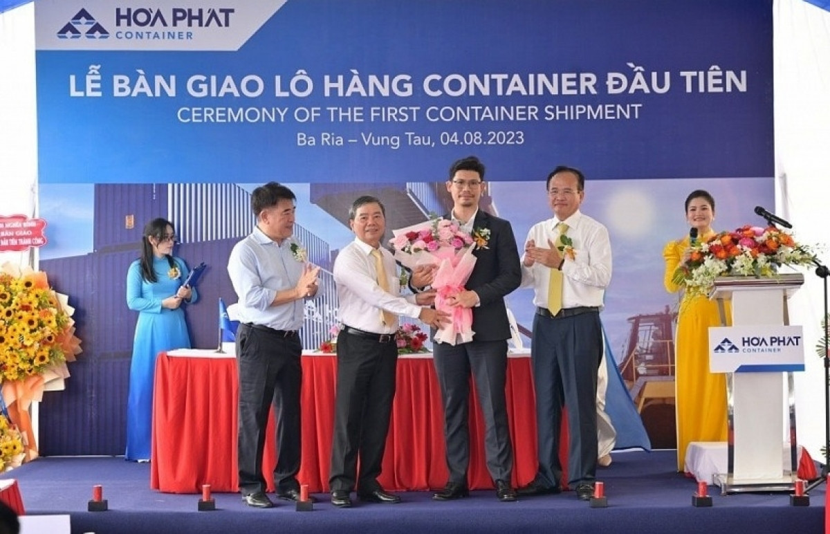 Dự án container Hòa Phát (HPG) bị lãng quên giữa tâm điểm Dung Quất 2 và thuế CBPG