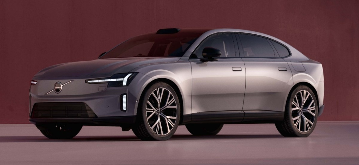 Volvo ra mắt xe điện sạc 10 phút đi 300km, đối đầu với dòng cao cấp của Tesla