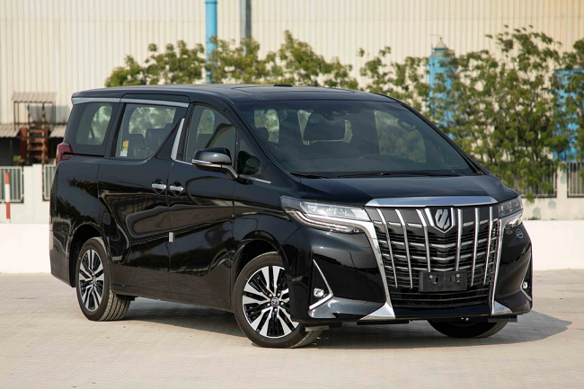 'Chuyên cơ mặt đất' Toyota Alphard vừa 'lãnh án' triệu hồi tại Việt Nam: Nguyên nhân là gì?