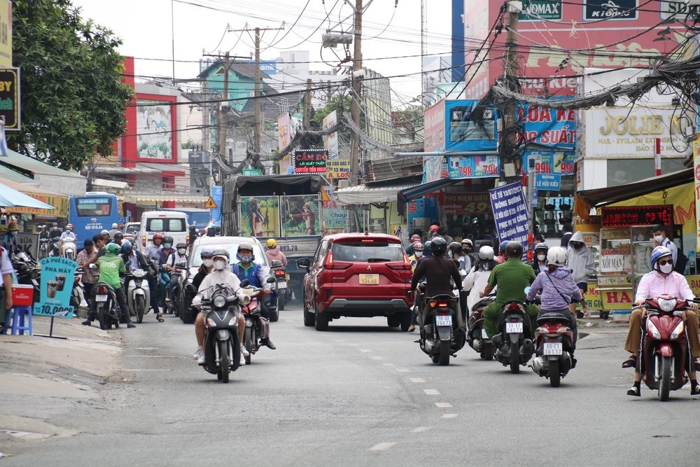 'Thành phố trong thành phố' đầu tiên của Việt Nam sắp khởi công 2 tuyến đường trọng điểm- Ảnh 1.