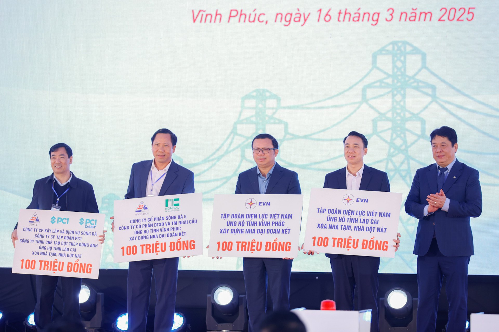 Thủ tướng: Thần tốc hoàn thành đường dây 500 kV Lào Cai - Vĩnh Yên trong 6 tháng- Ảnh 5.