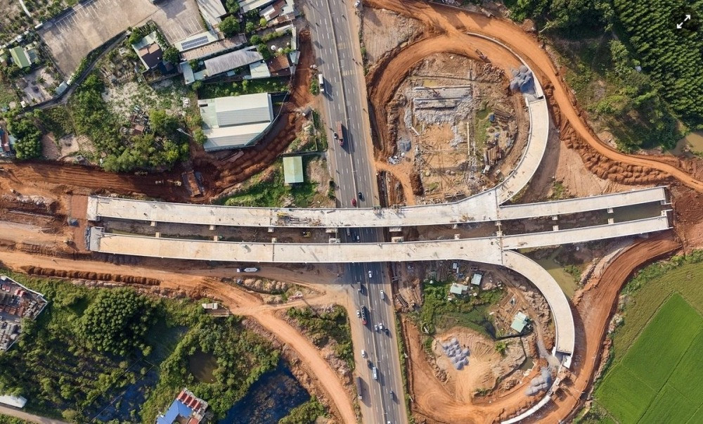 'Thần tốc' như liên danh Đèo Cả: Chỉ 6 tháng nữa, tuyến đường 'mắt xích' của sân bay lớn nhất Việt Nam sẽ về đích- Ảnh 2.