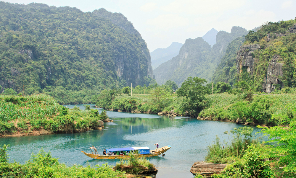 Tỉnh có tên mang nghĩa ‘Thái Bình rộng lớn’ giáp tỉnh Quảng Trị, quê hương của Đại tướng duy nhất trong lịch sử hiện đại đánh bại 4 cường quốc - ảnh 5