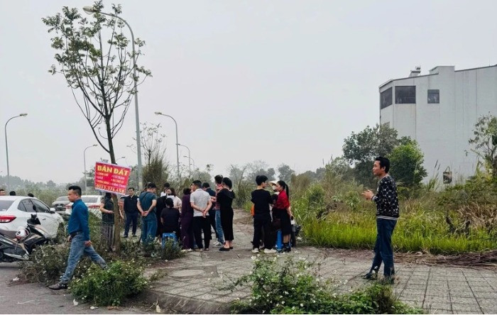 Thị trường BĐS trước thông tin sáp nhập tỉnh: Làm thế nào để tránh ‘sa lầy’ vào cơn sốt đất ảo?- Ảnh 1.