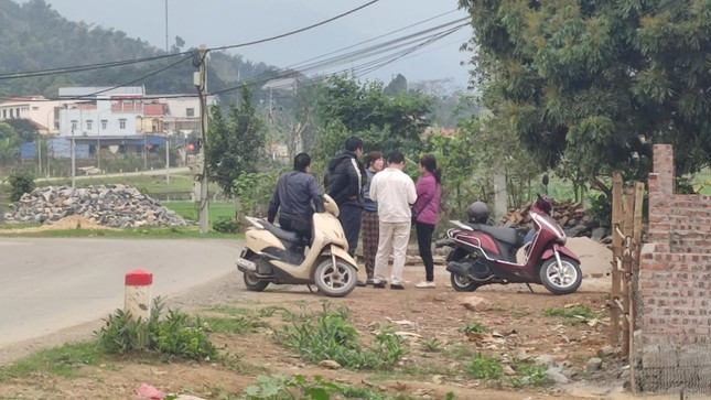 Đến lượt 'thổi giá' đất vùng ven, cò đất lập 'phố vẫy', khu 'chợ đất' ảnh 1