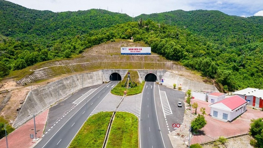 Đèo Cả tài trợ học phí cho con em người lao động, 'bao' việc làm khi tốt nghiệp
