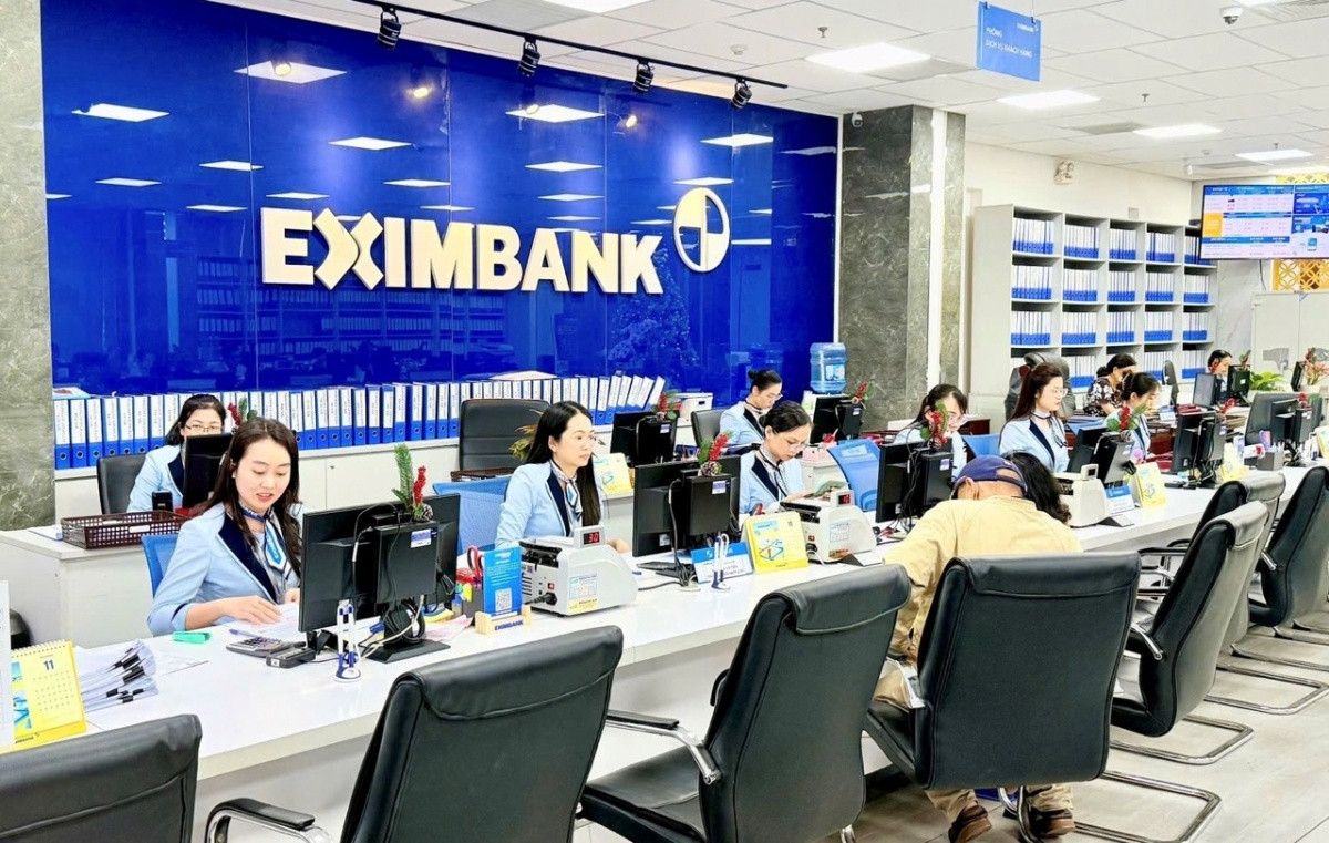 Eximbank đồng hành cùng doanh nghiệp 'vượt sóng' kinh tế toàn cầu