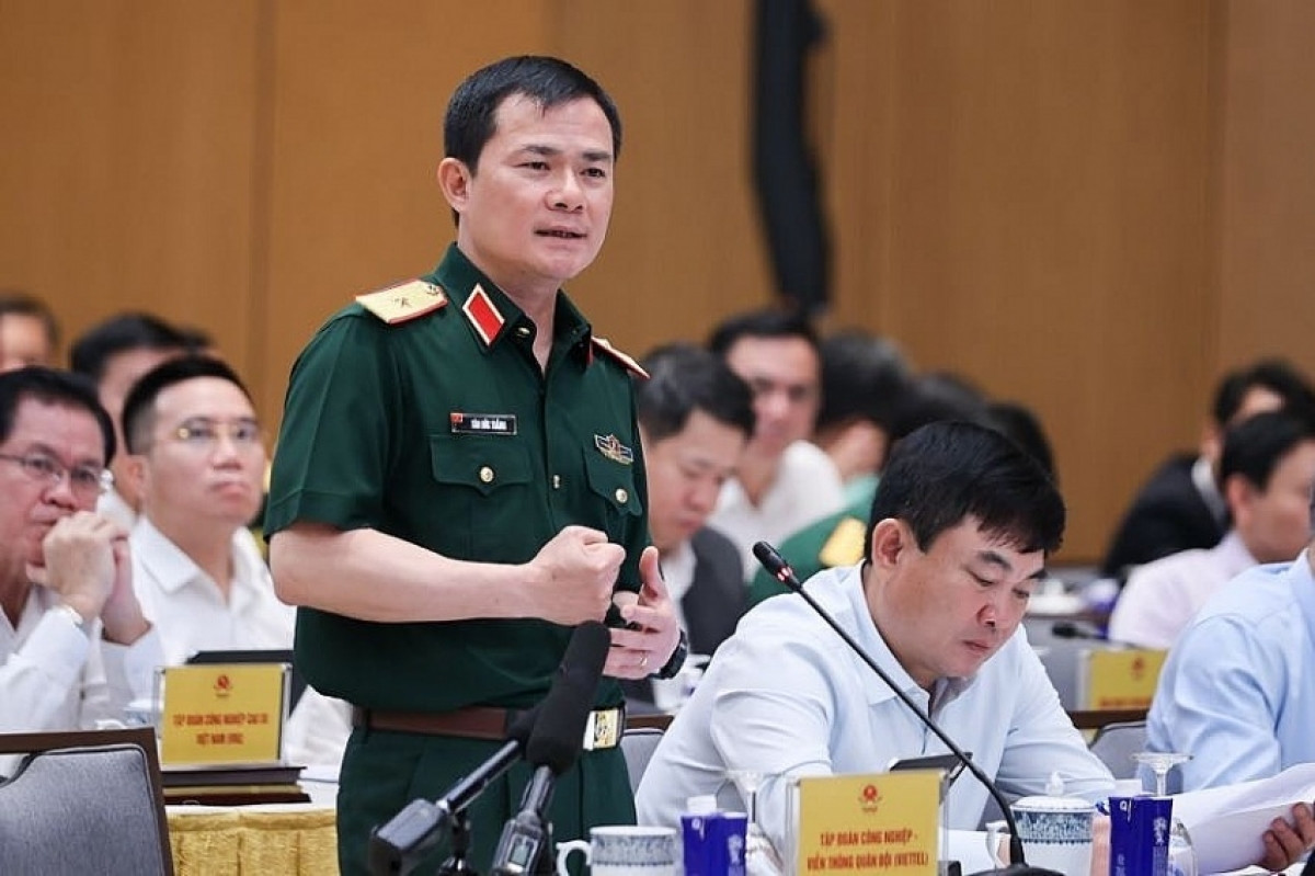 Viettel muốn 'biến nguy thành cơ', nêu 6 điều kiện then chốt để chuyển đổi số trước Thủ tướng