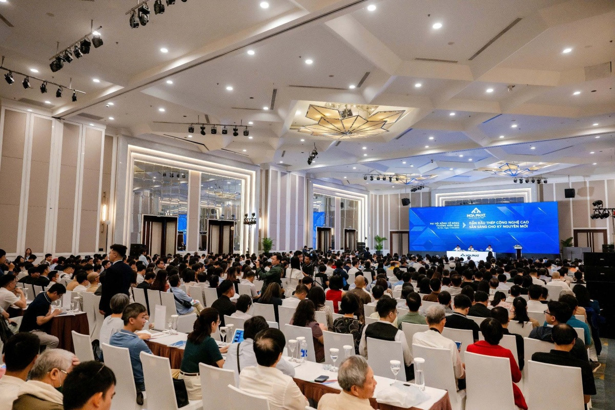 Bộ Xây dựng trình Chính phủ 'đặt hàng' doanh nghiệp Việt: Hòa Phát cung ứng thép đường sắt, bắt tay VinFast, THACO chế tạo toa xe