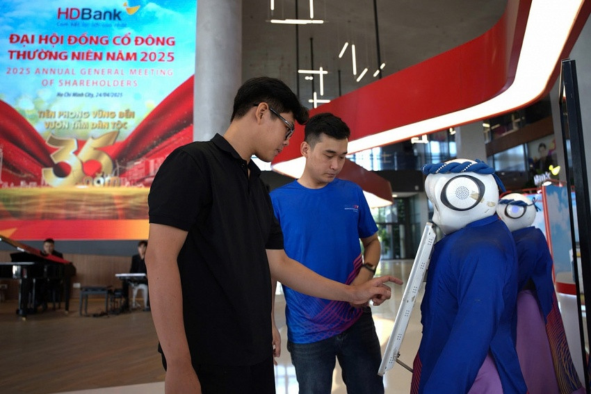 HDBank đặt mục tiêu lợi nhuận 2025 hơn 21.000 tỷ đồng – Vững vàng trên hành trình phát triển Tập đoàn Tài chính Ngân hàng hiện đại, đa năng và bền vữn