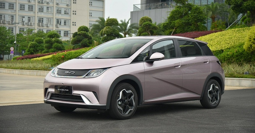 Cạnh tranh với ô tô Việt, hãng xe điện số 1 Trung Quốc giảm giá sâu, cho khách hàng lái thử 1 tháng miễn phí