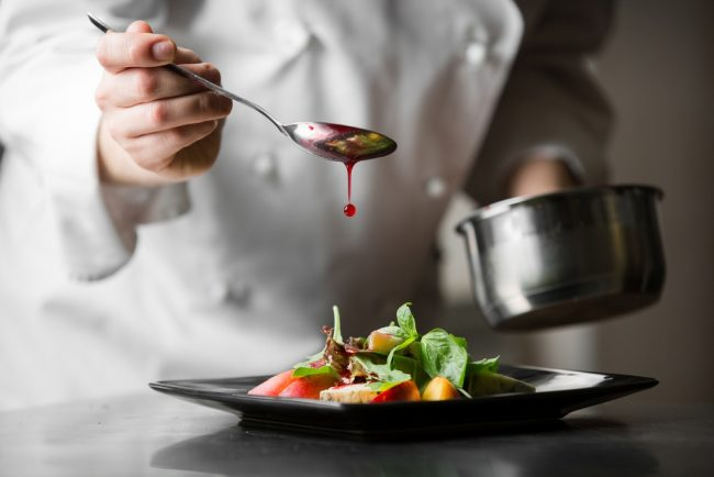 5 nghề đào tạo ngắn hạn nhưng cơ hội việc làm rộng mở, lương hấp dẫn, được săn đón trên thị trường