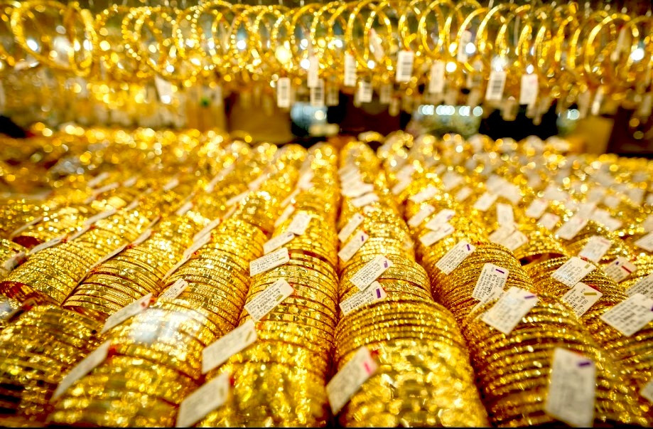 Giá vàng thế giới giảm đột ngột