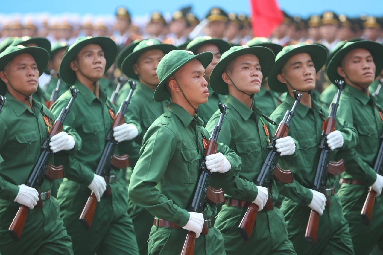 vna_potal_le_dieu_binh_dieu_hanh_ky_niem_50_nam_ngay_giai_phong_mien_nam_thong_nhat_dat_nuoc__8005322.jpg