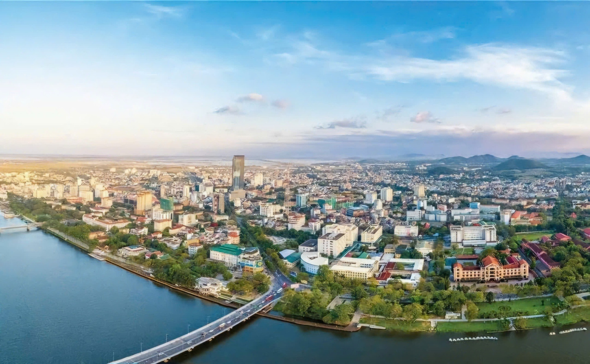 Chỉ 2 tháng nữa, TP trực thuộc Trung ương trẻ nhất Việt Nam sẽ xóa tên 3 thị xã trực thuộc khỏi bản đồ hành chính- Ảnh 1. Chỉ 2 tháng nữa, TP trực thuộc Trung ương trẻ nhất Việt Nam sẽ xóa tên 3 thị xã trực thuộc khỏi bản đồ hành chính- Ảnh 1.