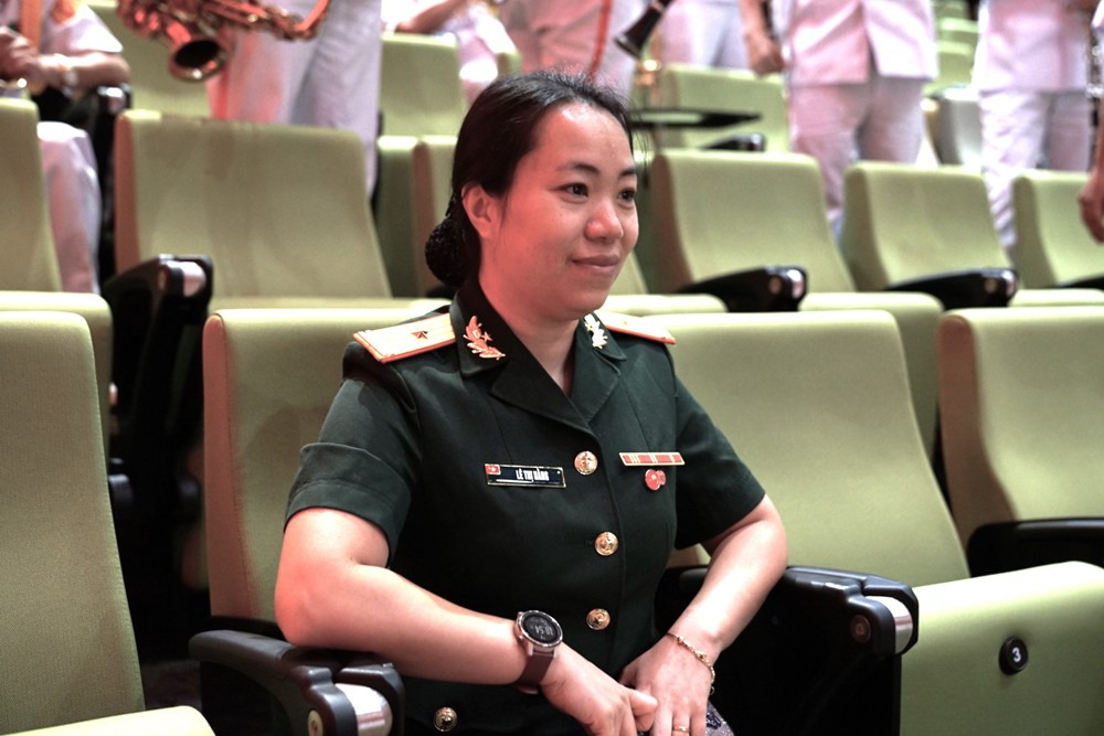 Nữ Thiếu tá trẻ được đề nghị phong tặng Anh hùng Lực lượng vũ trang nhân dân: Đang là Giám đốc, tham gia chế tạo nhiều khí tài quân sự của Việt Nam - ảnh 1