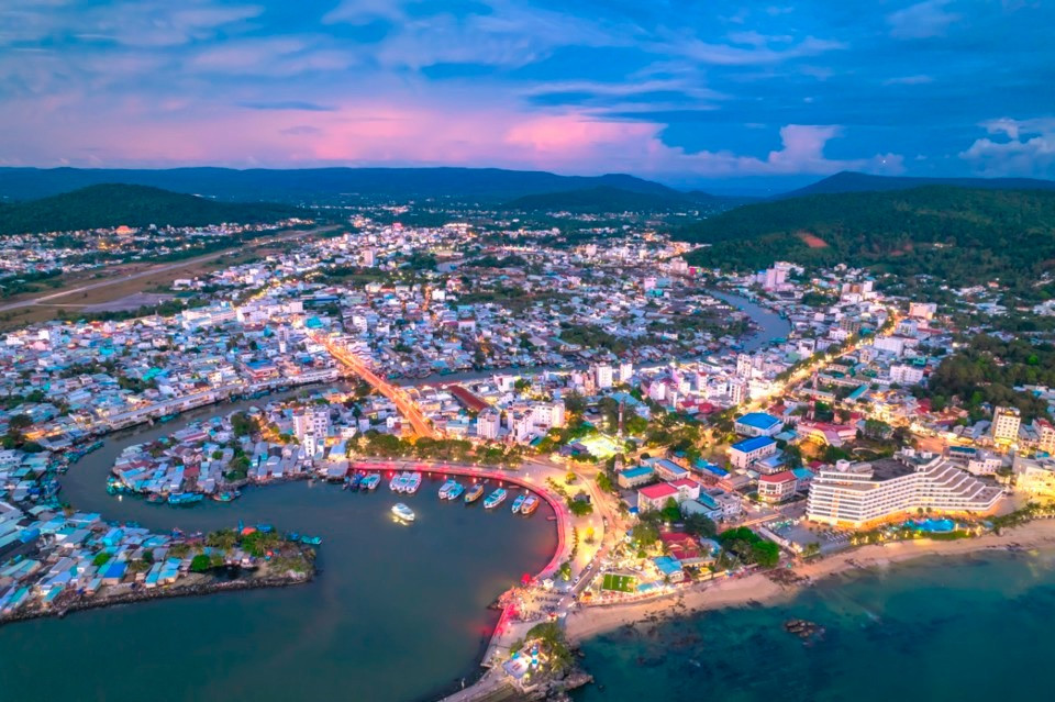 Chỉ 2 tháng nữa, tỉnh duy nhất Việt Nam sở hữu 2 đô thị loại I sẽ xóa tên 3 TP trực thuộc khỏi bản đồ hành chính- Ảnh 1. Chỉ 2 tháng nữa, tỉnh duy nhất Việt Nam sở hữu 2 đô thị loại I sẽ xóa tên 3 TP trực thuộc khỏi bản đồ hành chính- Ảnh 1.