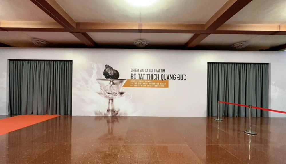 Ngày mai, tạm hoãn chiêm bái xá lợi trái tim Bồ tát Thích Quảng Đức - ảnh 1