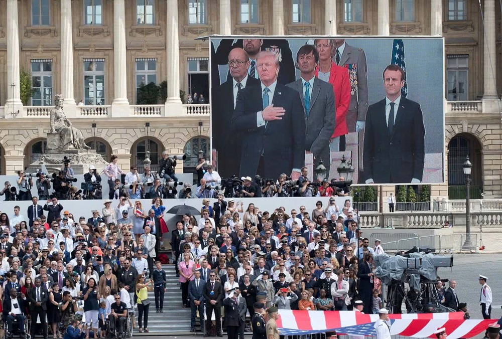 Mỹ tổ chức duyệt binh quân sự lớn nhất trong nhiều thập kỷ đúng dịp sinh nhật ông Trump - ảnh 1