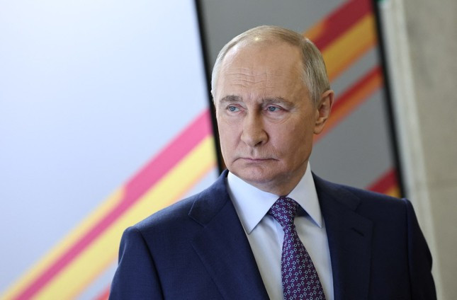 Tổng thống Putin nói về quan hệ với phương Tây trong bộ phim kỷ niệm 25 năm lãnh đạo nước Nga ảnh 1