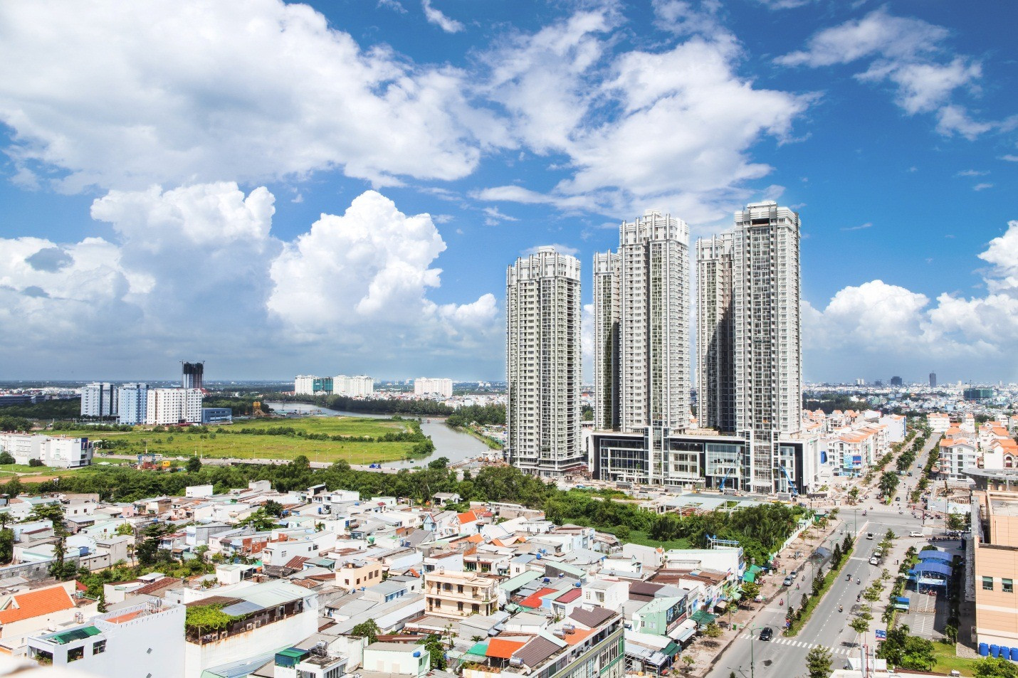 Nghị quyết 68: 'Luồng sinh khí' mới giúp tháo gỡ điểm nghẽn mặt bằng, mở lối cho thị trường bất động sản- Ảnh 1. Nghị quyết 68: 'Luồng sinh khí' mới giúp tháo gỡ điểm nghẽn mặt bằng, mở lối cho thị trường bất động sản- Ảnh 1.