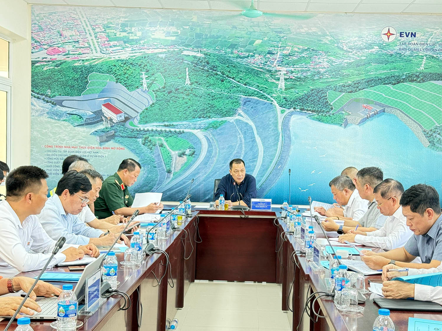 Hình ảnh tại cuộc họp. Nguồn ảnh: EVN Hình ảnh tại cuộc họp. Nguồn ảnh: EVN