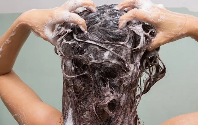 Kém chất lượng, lô dầu gội Hanayuki Shampoo của Công ty EBC Đồng Nai bị thu hồi, tiêu hủy thế nào?