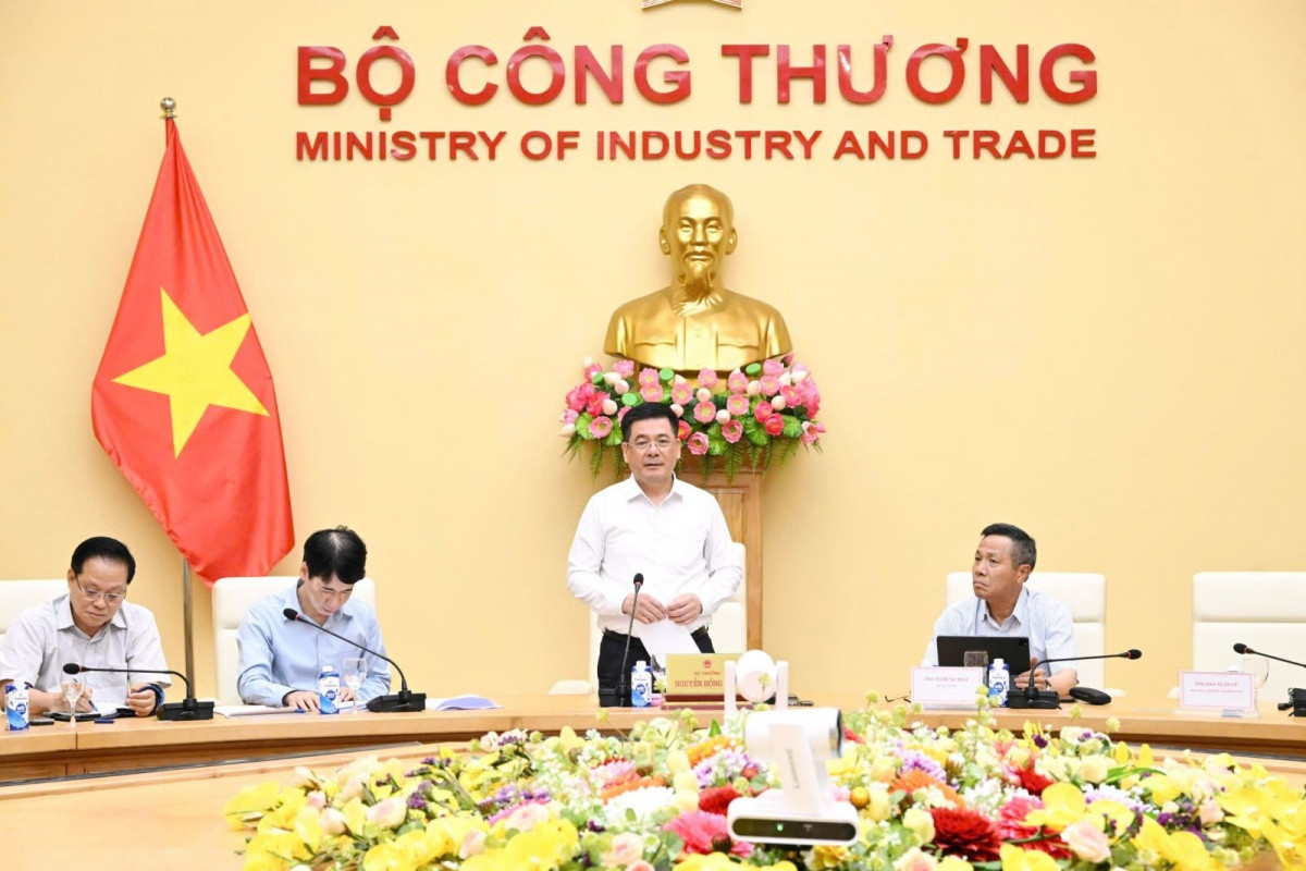Đàm phán thuế Việt - Mỹ: Chính phủ triệu tập loạt 'ông lớn' Viettel, TKV, EVN, Vietjet, THACO... ngay trước giờ hành động