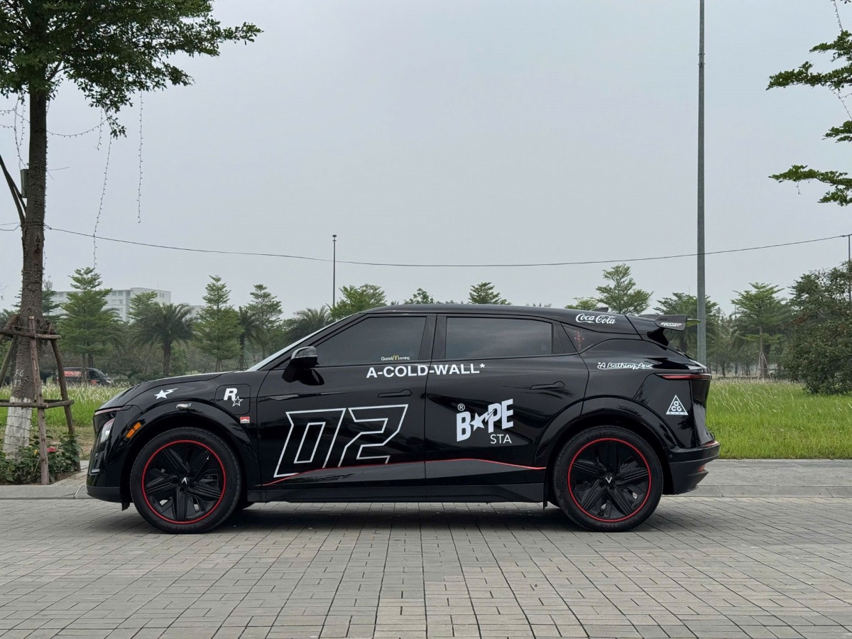 Gen Z làm ngành thời trang chạy VinFast VF 7: “Động cơ mạnh là tính năng an toàn, tiết kiệm 5-6 triệu đồng/tháng so với xe xăng”