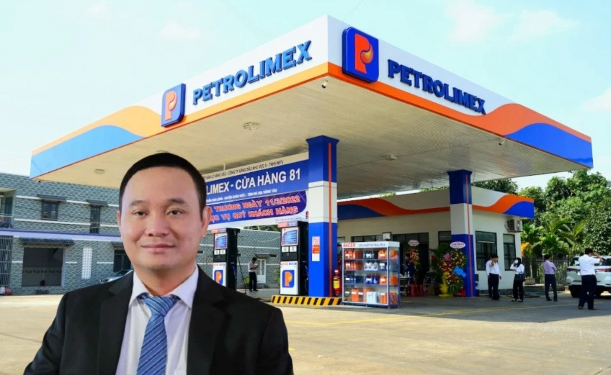 Tổng Giám đốc Petrolimex bị đình chỉ chức vụ, cổ phiếu PLX bất ngờ có diễn biến lạ