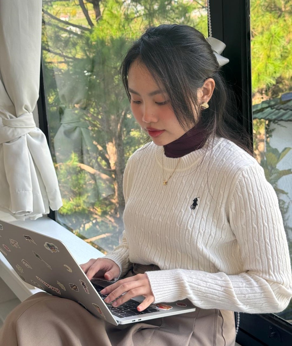 Con nuôi Quang Lê 14 tuổi kiếm 140 triệu/show, 19 tuổi làm Chủ tịch công ty riêng, được 'chọn mặt gửi vàng' để biểu diễn trong Lễ Kỷ niệm 50 năm Giải phóng miền Nam, thống nhất đất nước - ảnh 5