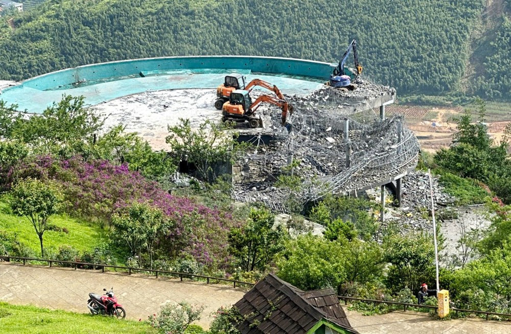 Phá dỡ 'vườn vô cực' rộng gần 10.000m2, nổi tiếng nhất nhì miền Bắc - ảnh 1