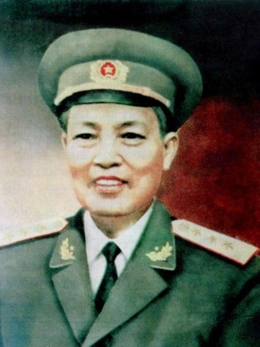 Gia đình hiếm hoi có 3 anh em đều là lãnh đạo kiệt xuất, được tặng Huân chương Sao Vàng: Người từng từ chối nhận giải Nobel, 2 người được phong hàm cấp Tướng - ảnh 4