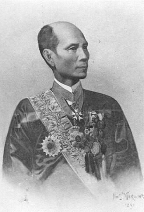 Ngôi mộ chôn đứng tồn tại hơn trăm năm giữa lòng miền Tây mang theo lời trăng trối cao ngạo của tổng đốc khét tiếng- Ảnh 4. Ngôi mộ chôn đứng tồn tại hơn trăm năm giữa lòng miền Tây mang theo lời trăng trối cao ngạo của tổng đốc khét tiếng- Ảnh 4.