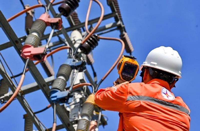 Từ ngày mai 10/5, giá điện tăng 4,8%, lên hơn 2.200 đồng/kWh