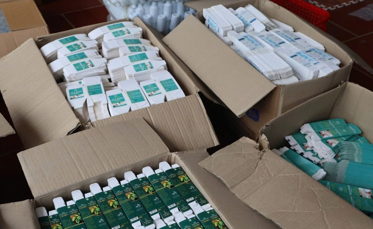 4 tài khoản bán mỹ phẩm giả trên Shopee, thu lợi bất chính hơn 6 tỷ đồng