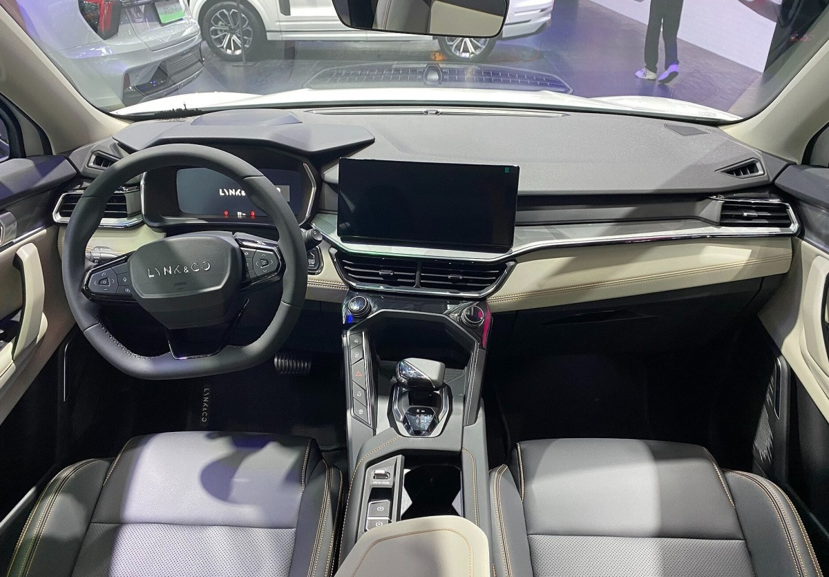 ‘Kình địch’ mới của Kia Seltos: Giá chưa đến 700 triệu, thiết kế điểm long lanh nhưng lại có điều gây tiếc nuối