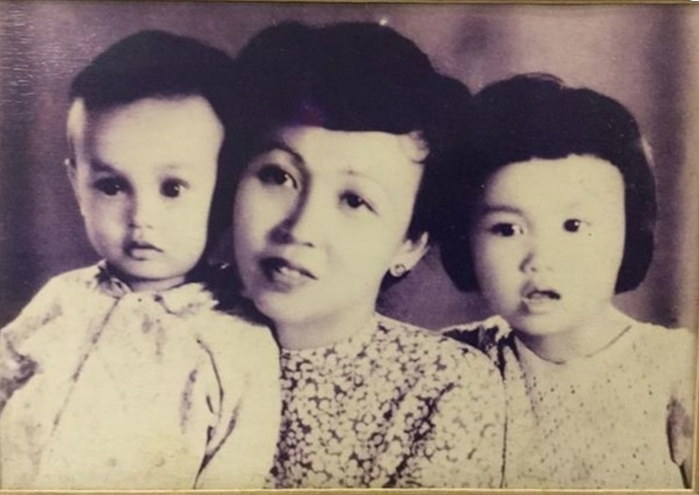 Gia đình hiếm hoi của Việt Nam có 3 mẹ con là NSND: Người sở hữu loạt Huân chương cao quý, người nhận danh hiệu khi mới 26 tuổi - ảnh 3