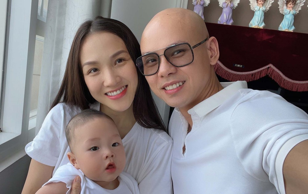 Ca sĩ nổi tiếng khắp Việt Nam là chủ nhân bản hit ‘Khúc Hát Mừng Sinh Nhật bị thủng màng nhĩ tai trái, phẫu thuật vá kéo dài 3 tiếng - ảnh 3