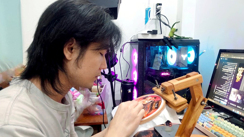Chàng trai Buôn Mê Thuột bỏ làm văn phòng, nay thu nhập 8 con số nhờ 'công việc bị nói chỉ dành cho con gái' - ảnh 1