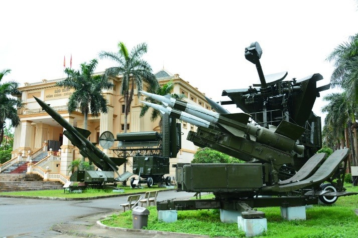 Sân bay đầu tiên của Hà Nội: Từng là chiến trường khói lửa ác liệt, đến nay đã không còn tồn tại- Ảnh 3. Sân bay đầu tiên của Hà Nội: Từng là chiến trường khói lửa ác liệt, đến nay đã không còn tồn tại- Ảnh 3.