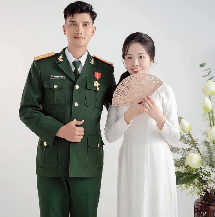 Nam quân nhân Việt gây ‘bão’ MXH với khoảnh khắc bắt tay Tổng thống Nga Putin: Là Khối trưởng điển trai, hiện đang công tác tại Trường Lục quân 1 - ảnh 6