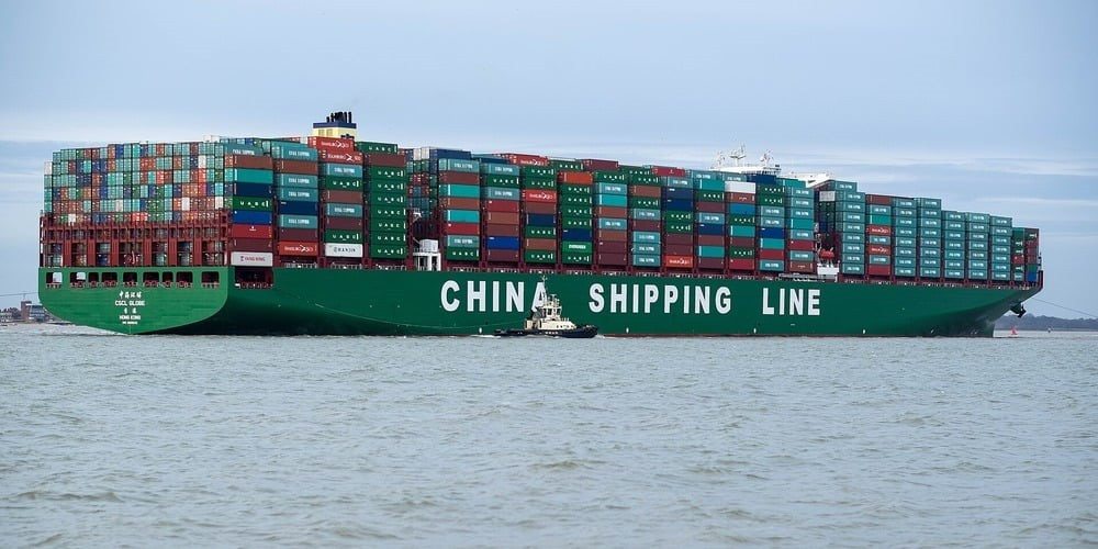 Chuyến hàng Trung Quốc đầu tiên chịu thuế 145% của ông Trump đã cập cảng Mỹ - ảnh 2