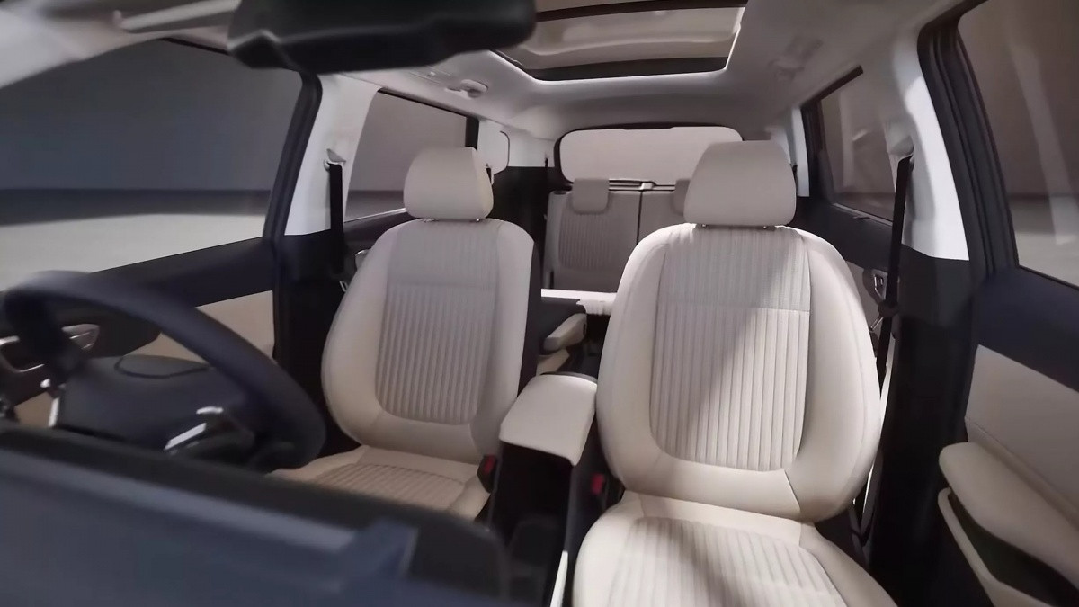 Mẫu MPV giá rẻ mới ra mắt của KIA: Giá hơn 600 triệu, thiết kế tương lai chuẩn xe điện nhưng lại dùng động cơ đốt trong