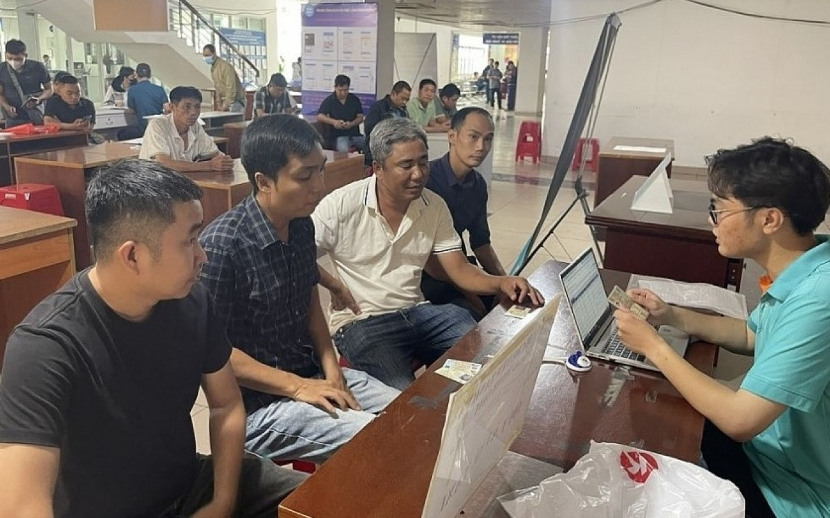 Công ty của tỷ phú Phạm Nhật Vượng tuyển dụng hơn 500 lao động, thu nhập lên đến 30 triệu đồng/tháng