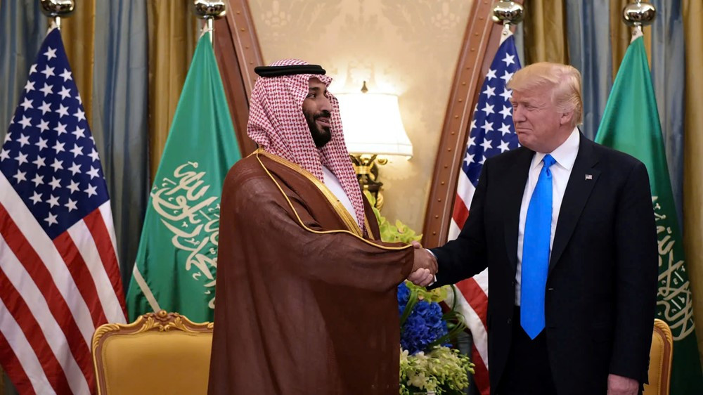 Thỏa thuận dầu mỏ, chip AI và toan tính đổi tên cả một vùng biển: Ông Trump sắp vẽ lại bản đồ Trung Đông? - ảnh 1
