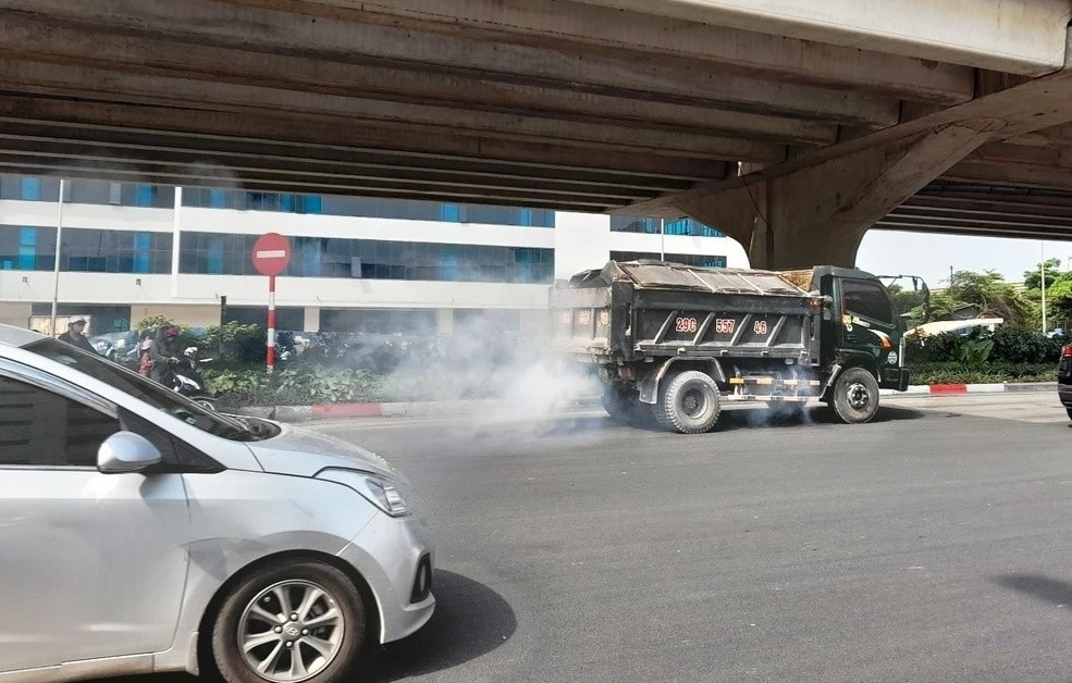 Từ 2026: Ô tô sản xuất trước 2017 muốn di chuyển tại Hà Nội, TP Hồ Chí Minh phải đáp ứng tiêu chuẩn nghiêm ngặt
