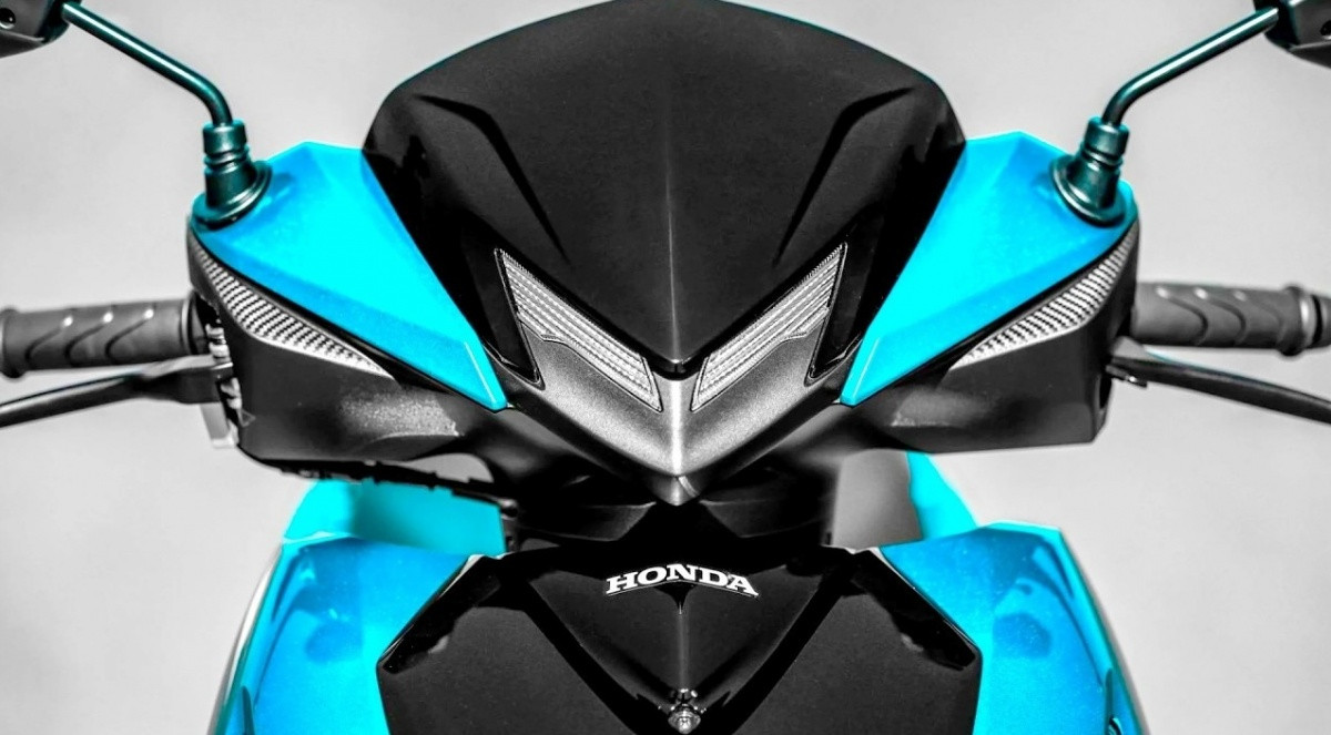 Mẫu xe máy siêu tay ga cỡ nhỏ của Honda vừa ra mắt: Nhìn sành điệu hơn SH Mode, giá cực yêu thương